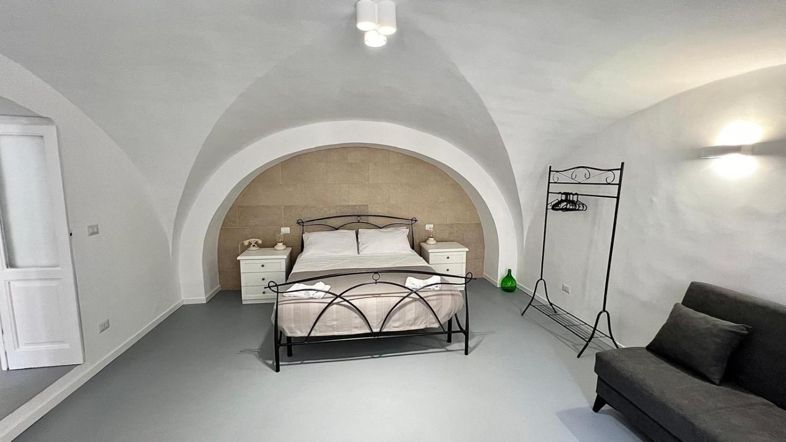 Suite White Dome Бари Екстериор снимка