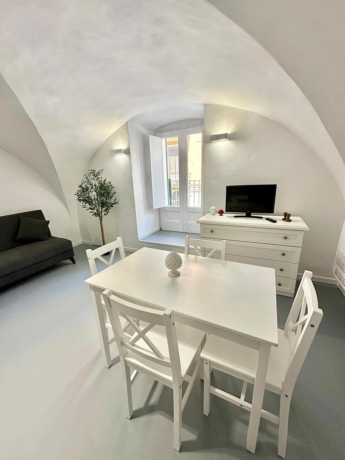 Suite White Dome Бари Екстериор снимка